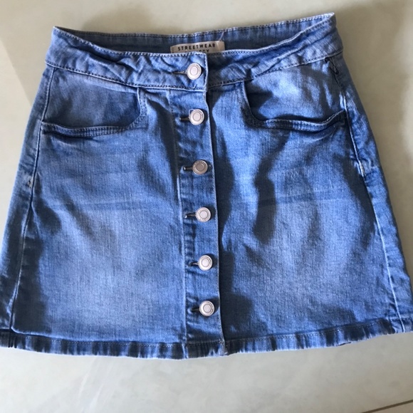 Streetwear Society Mini Skirt - Picture 3 of 11